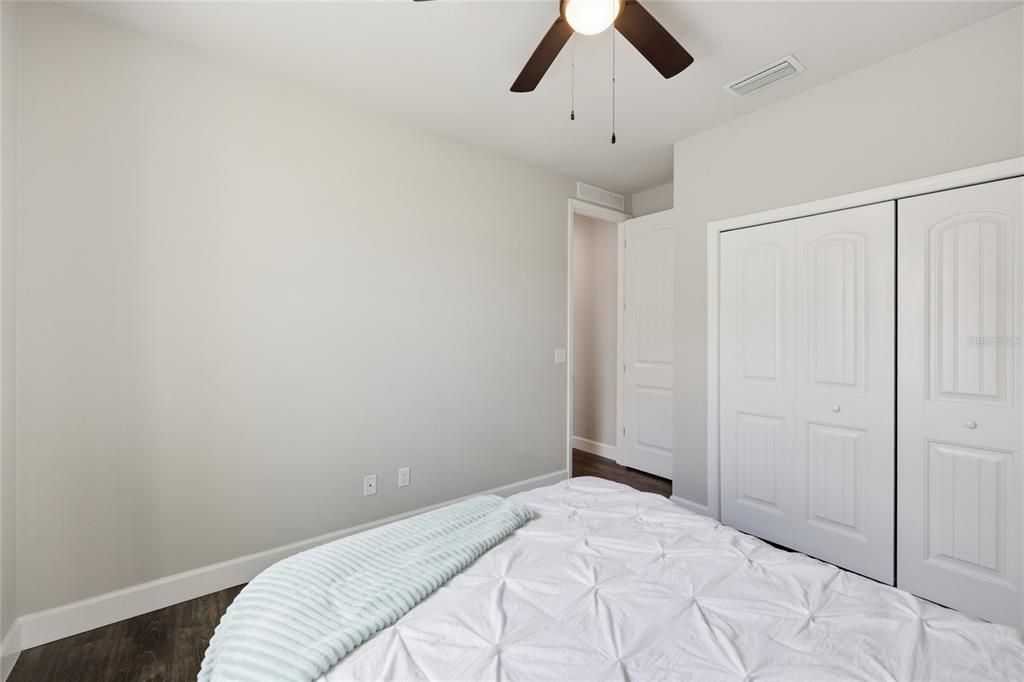 Active With Contract: $379,900 (3 beds, 2 baths, 1726 Square Feet)