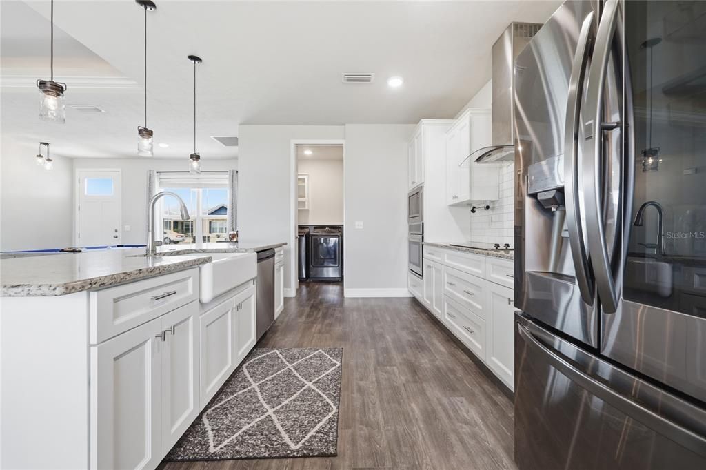 Active With Contract: $379,900 (3 beds, 2 baths, 1726 Square Feet)