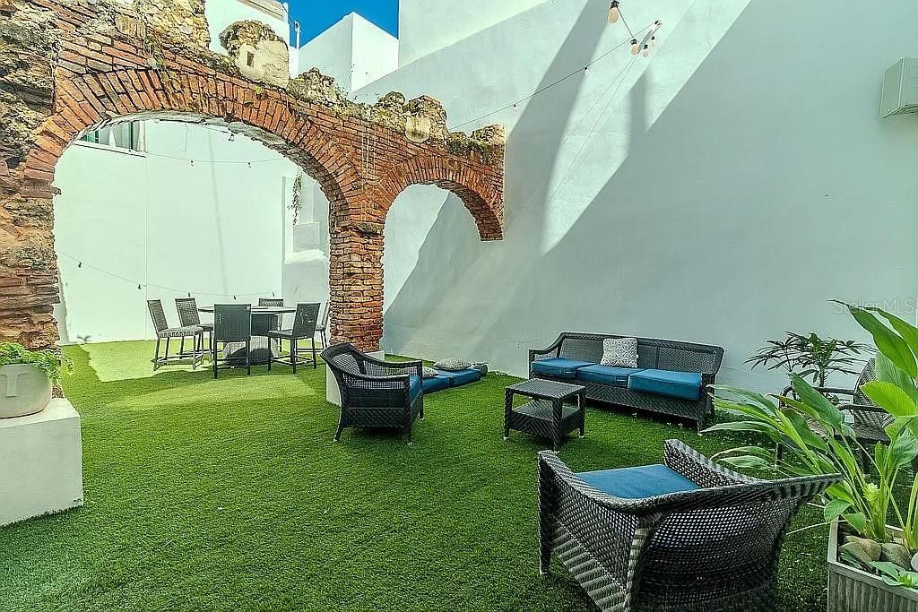 For Sale: $5,000,000 (12 beds, 0 baths, 0 Square Feet)