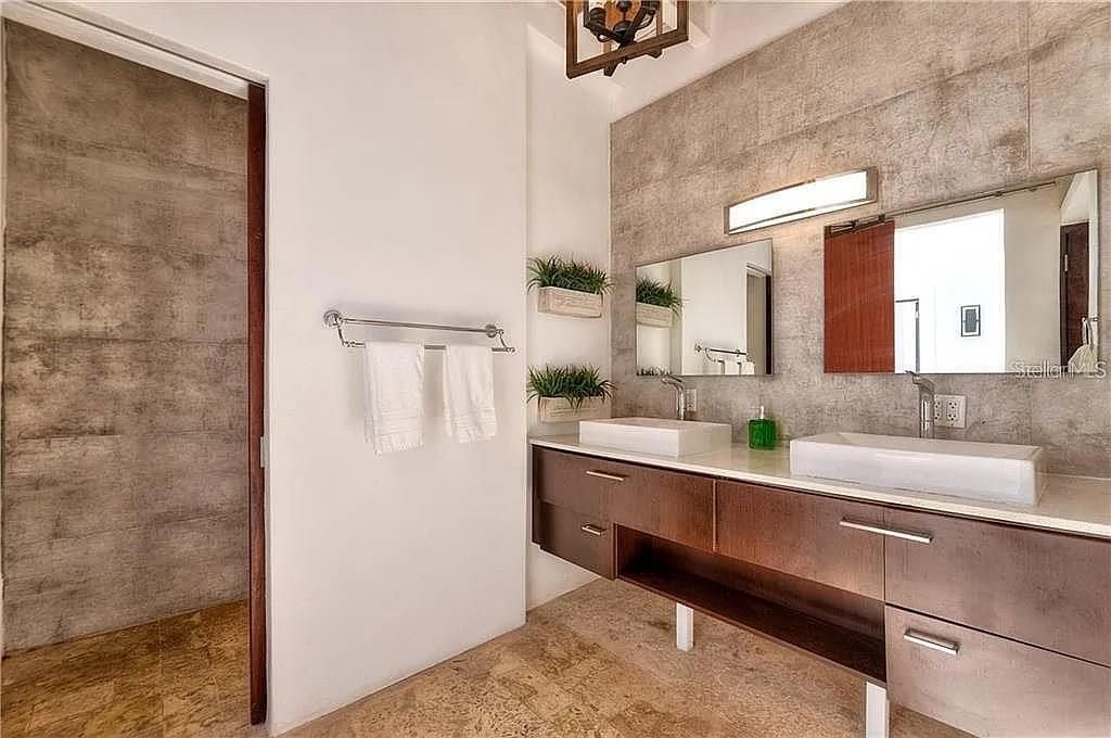 For Sale: $5,000,000 (12 beds, 0 baths, 0 Square Feet)