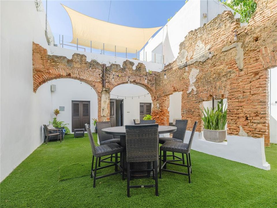 For Sale: $5,000,000 (12 beds, 0 baths, 0 Square Feet)