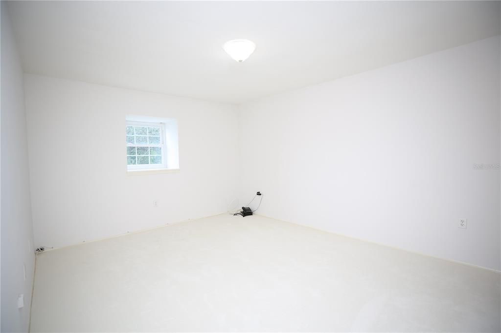 Active With Contract: $199,000 (2 beds, 2 baths, 1075 Square Feet)