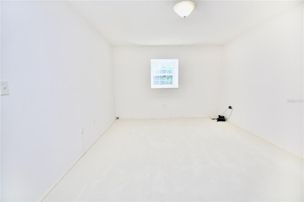 Active With Contract: $199,000 (2 beds, 2 baths, 1075 Square Feet)