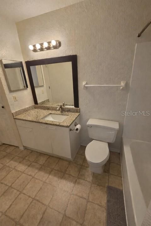 En Venta: $139,000 (1 camas, 1 baños, 834 Pies cuadrados)