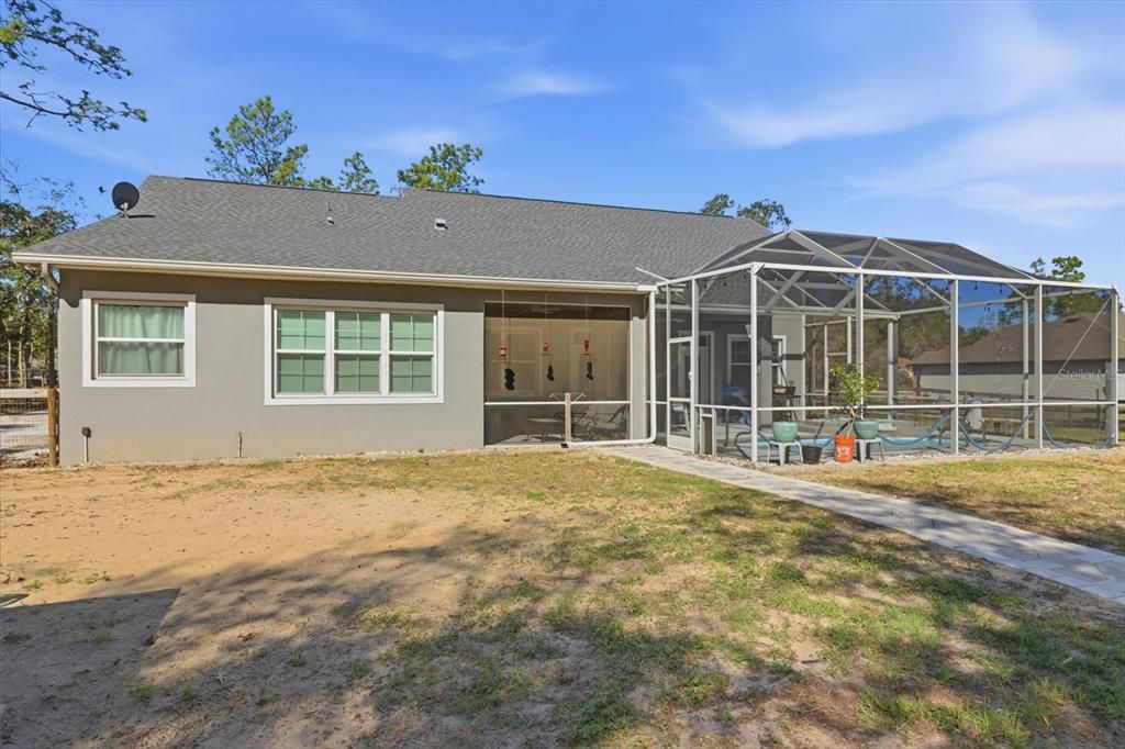 Active With Contract: $494,900 (3 beds, 2 baths, 1650 Square Feet)