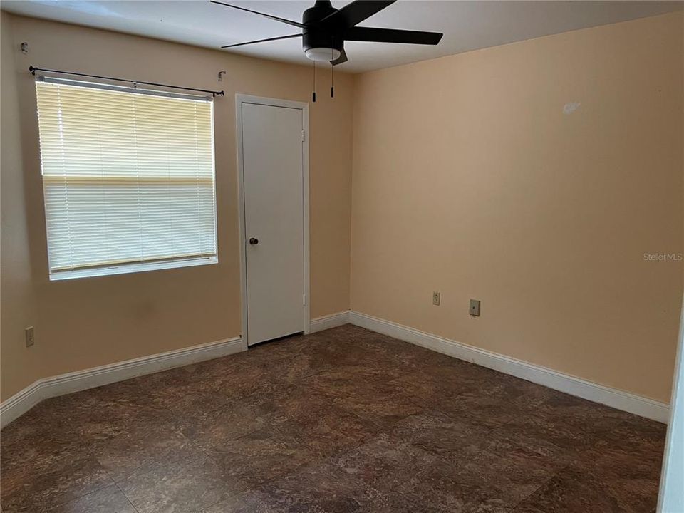 En Venta: $168,000 (2 camas, 2 baños, 937 Pies cuadrados)