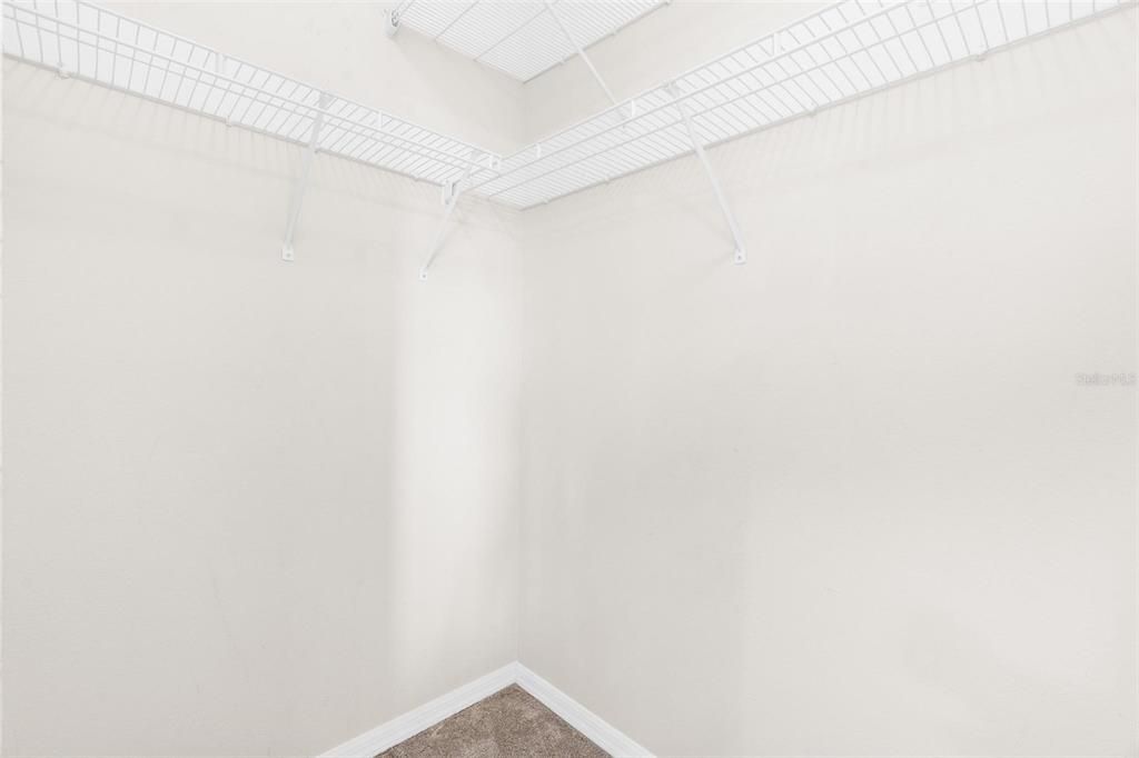 Active With Contract: $304,500 (2 beds, 2 baths, 1273 Square Feet)