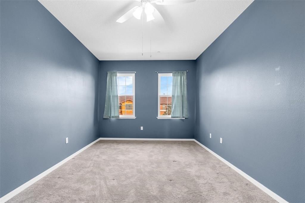 Active With Contract: $304,500 (2 beds, 2 baths, 1273 Square Feet)