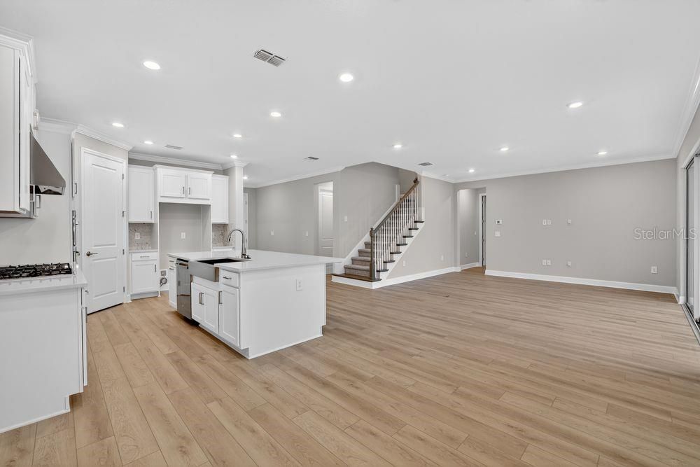 For Sale: $604,999 (5 beds, 4 baths, 3191 Square Feet)