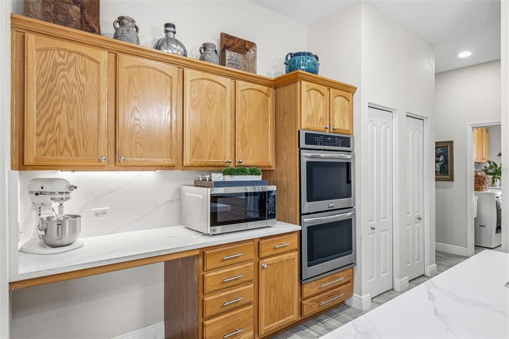 En Venta: $675,000 (4 camas, 3 baños, 3134 Pies cuadrados)