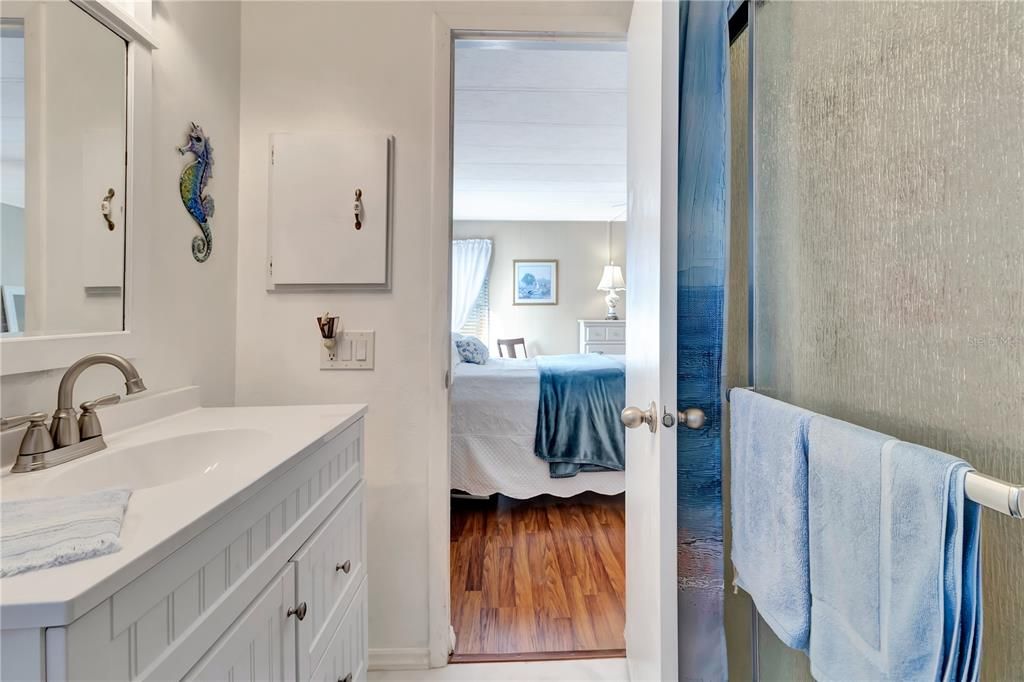 Activo con contrato: $139,900 (2 camas, 2 baños, 1204 Pies cuadrados)
