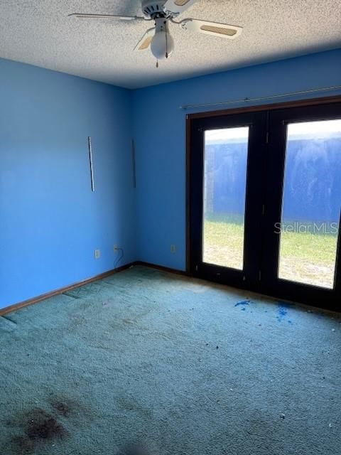 En Venta: $226,000 (3 camas, 2 baños, 1950 Pies cuadrados)