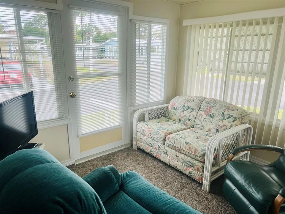En Venta: $164,900 (2 camas, 2 baños, 984 Pies cuadrados)