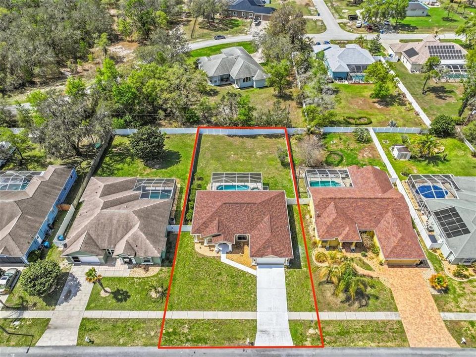 Activo con contrato: $385,000 (3 camas, 2 baños, 1681 Pies cuadrados)