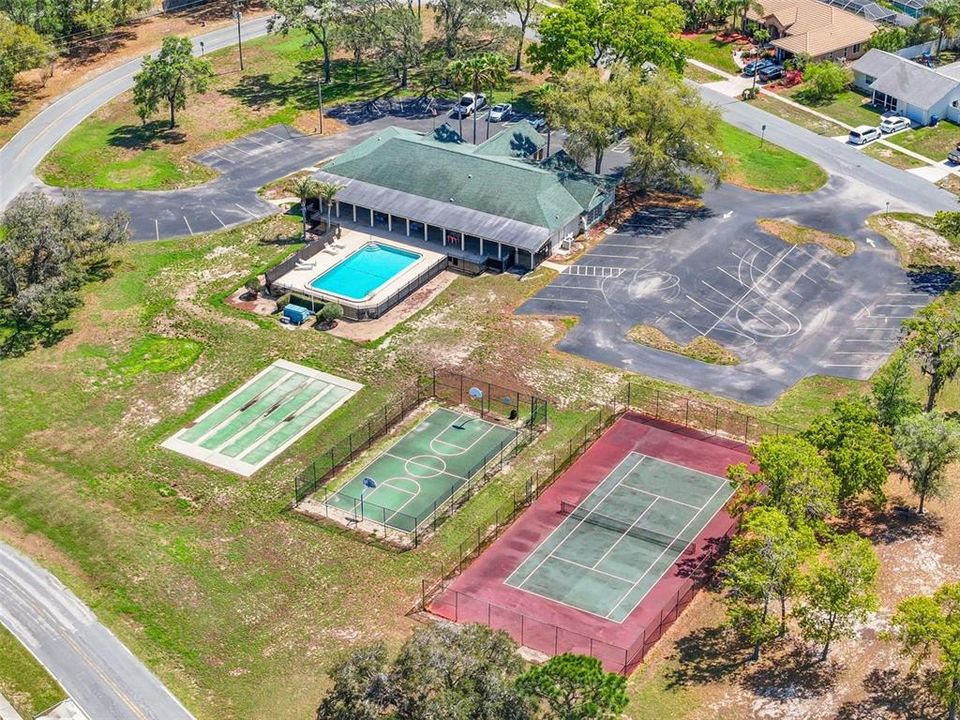 Activo con contrato: $385,000 (3 camas, 2 baños, 1681 Pies cuadrados)