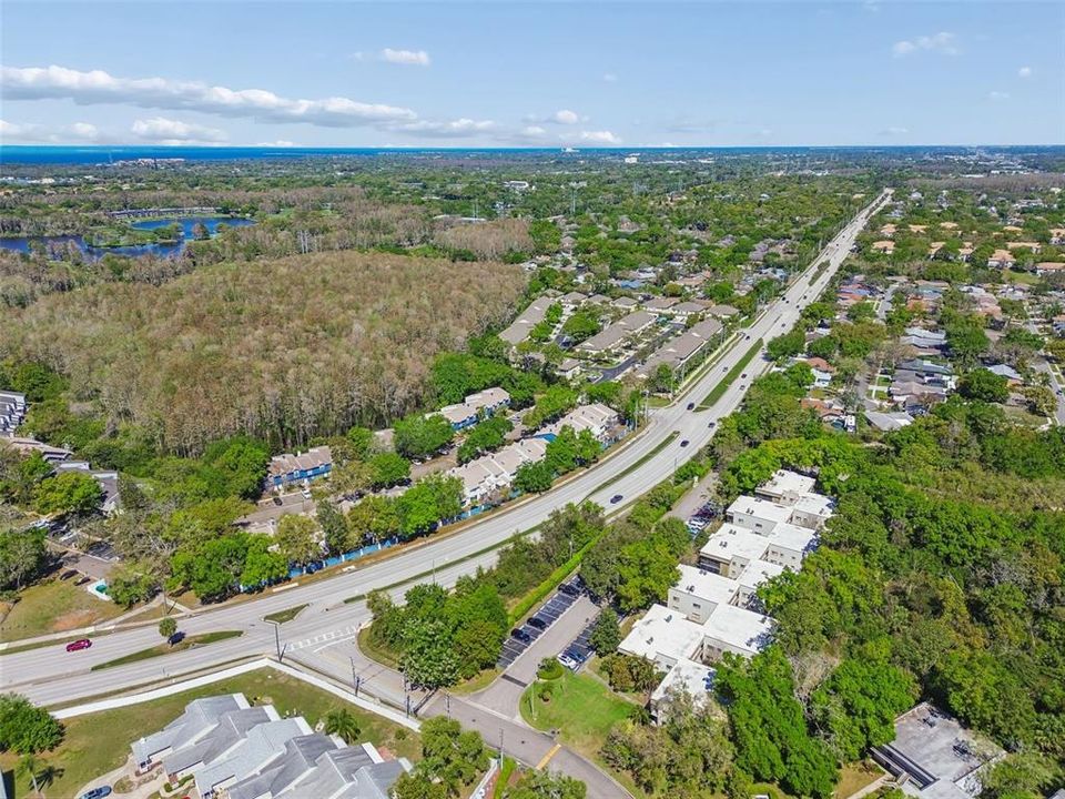 待售: $210,000 (2 贝兹, 2 浴室, 906 平方英尺)