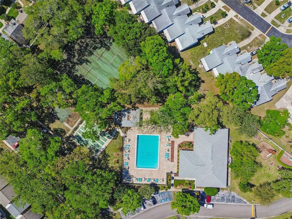 待售: $210,000 (2 贝兹, 2 浴室, 906 平方英尺)