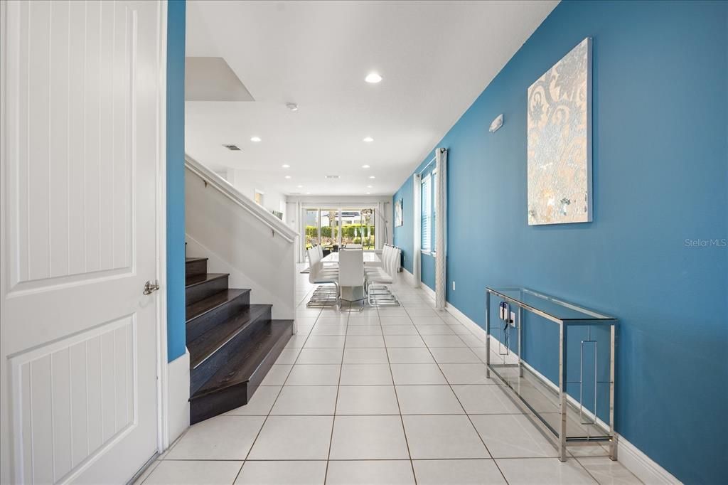 Activo con contrato: $620,000 (6 camas, 6 baños, 3317 Pies cuadrados)