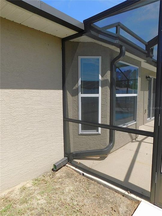 Под контрактом: $364,900 (3 спален, 2 ванн, 1622 Квадратных фут)