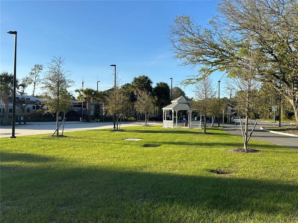 En Venta: $2,350,000 (4.75 acres)