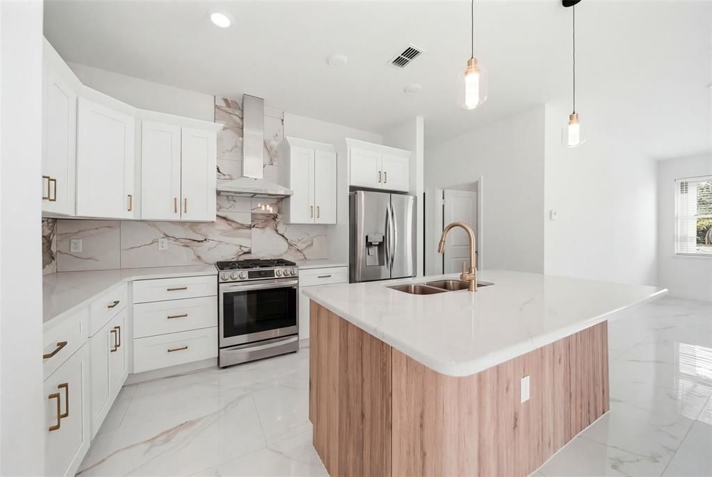 Active With Contract: $359,990 (4 beds, 2 baths, 1657 Square Feet)