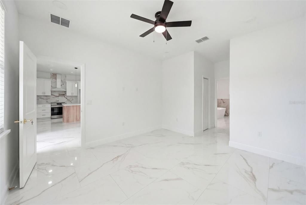 Active With Contract: $359,990 (4 beds, 2 baths, 1657 Square Feet)