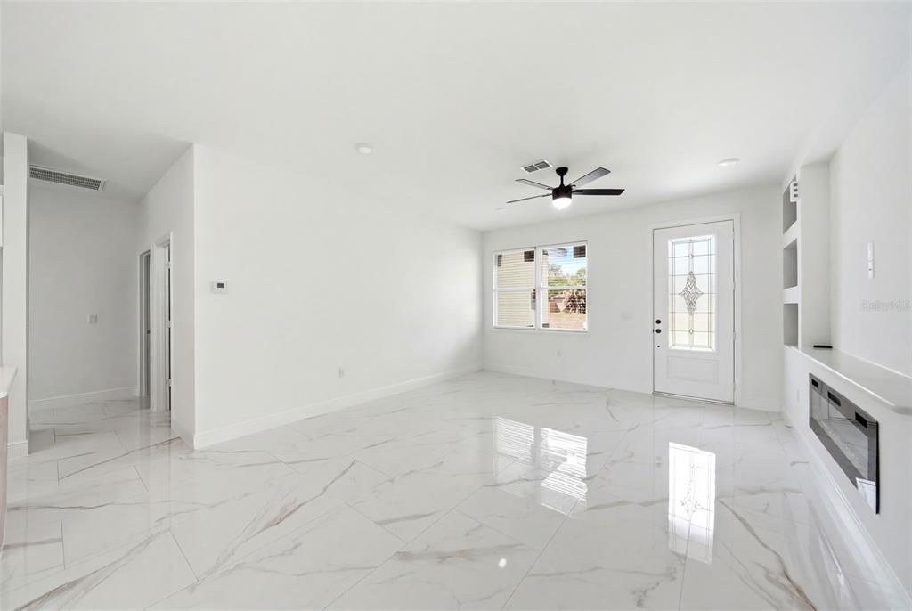 Active With Contract: $359,990 (4 beds, 2 baths, 1657 Square Feet)