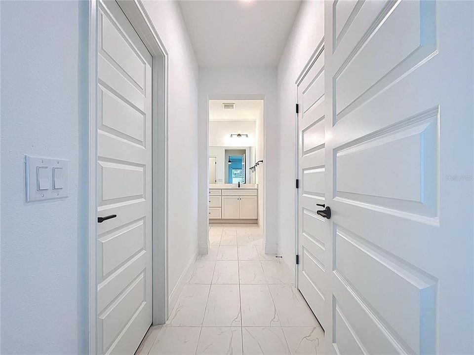 En Venta: $669,000 (4 camas, 2 baños, 2222 Pies cuadrados)