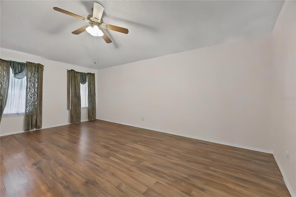 Active With Contract: $379,900 (4 beds, 2 baths, 2110 Square Feet)