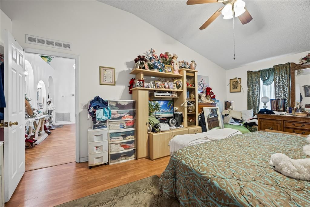 Active With Contract: $379,900 (4 beds, 2 baths, 2110 Square Feet)