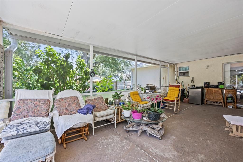Active With Contract: $379,900 (4 beds, 2 baths, 2110 Square Feet)