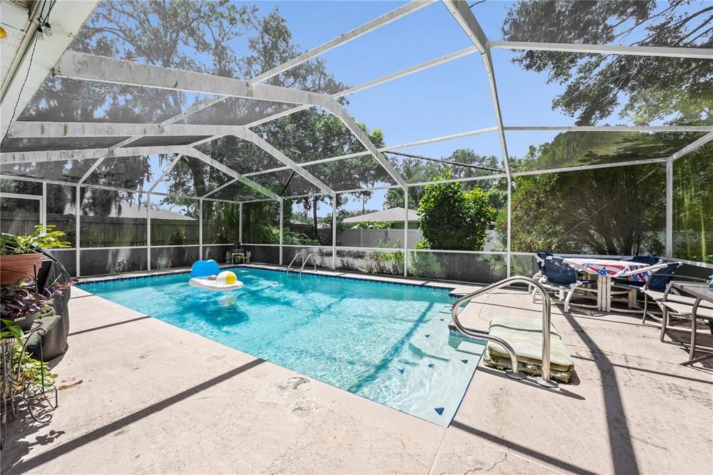 Active With Contract: $379,900 (4 beds, 2 baths, 2110 Square Feet)