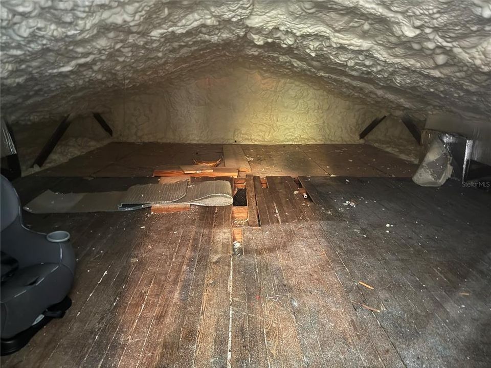 На продажу: $213,900 (3 спален, 2 ванн, 1810 Квадратных фут)