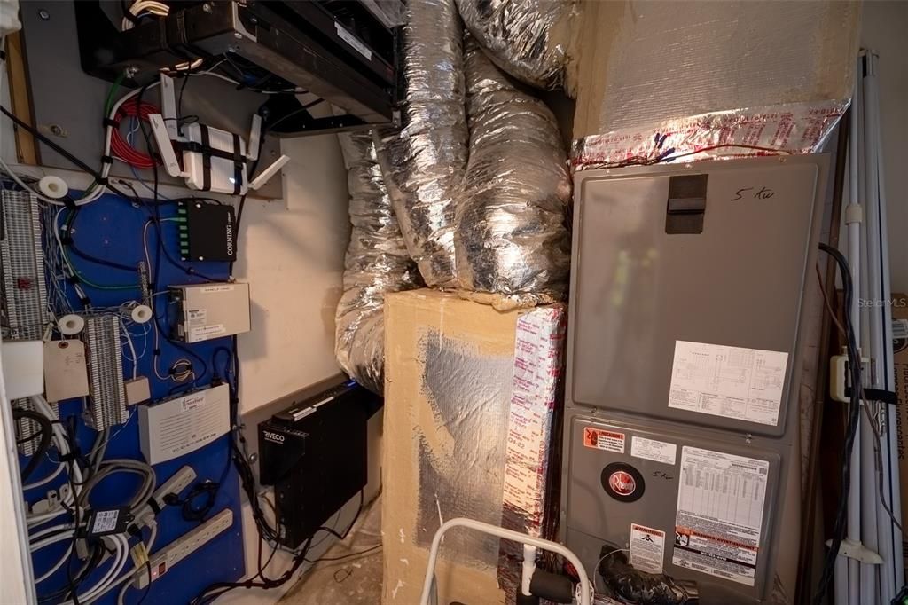 待售: $995,000 (0 贝兹, 0 浴室, 1118 平方英尺)