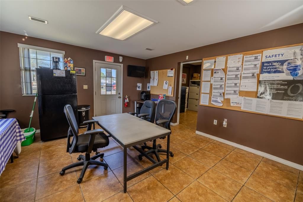 待售: $995,000 (0 贝兹, 0 浴室, 1118 平方英尺)