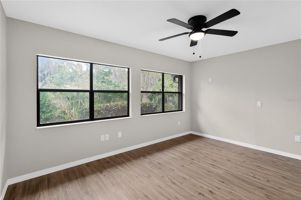 En Venta: $224,900 (3 camas, 2 baños, 1736 Pies cuadrados)