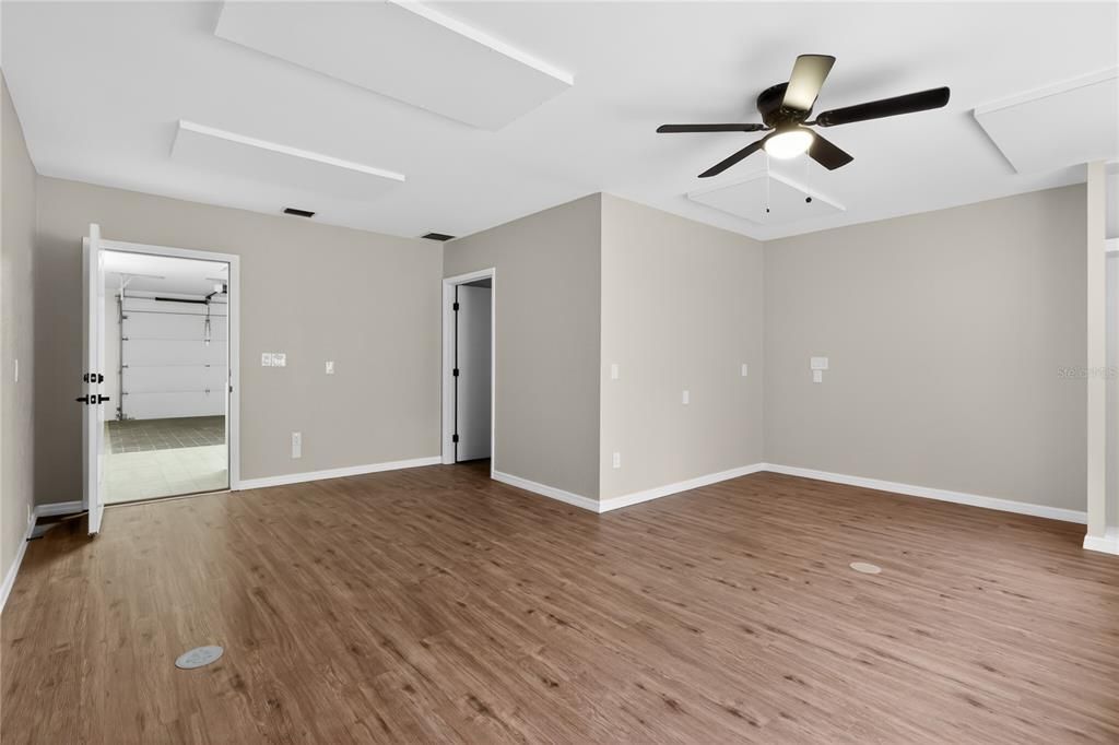 En Venta: $224,900 (3 camas, 2 baños, 1736 Pies cuadrados)