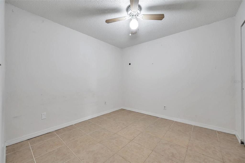 En Venta: $465,000 (5 camas, 0 baños, 1846 Pies cuadrados)