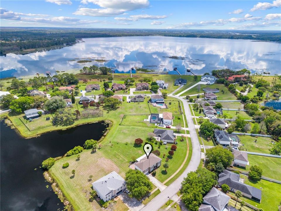 En Venta: $599,900 (5 camas, 2 baños, 2979 Pies cuadrados)