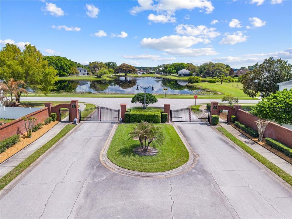 En Venta: $599,900 (5 camas, 2 baños, 2979 Pies cuadrados)