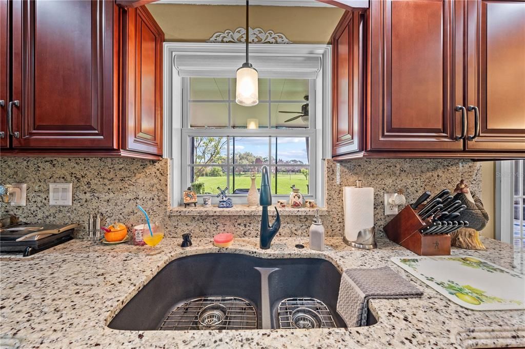 En Venta: $599,900 (5 camas, 2 baños, 2979 Pies cuadrados)