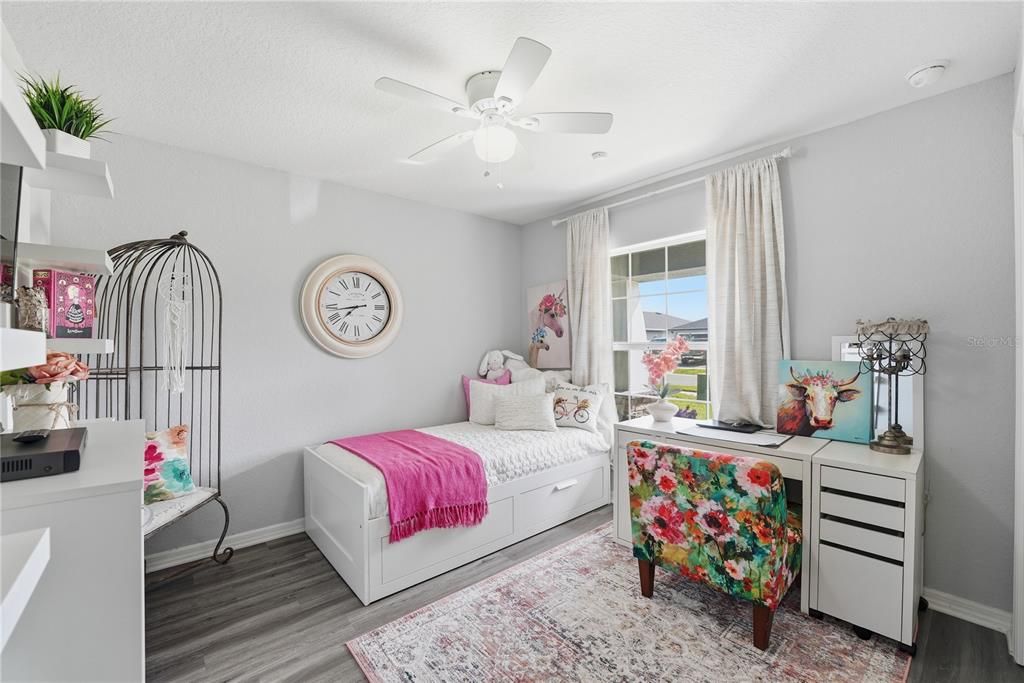 Active With Contract: $400,000 (4 beds, 2 baths, 1723 Square Feet)