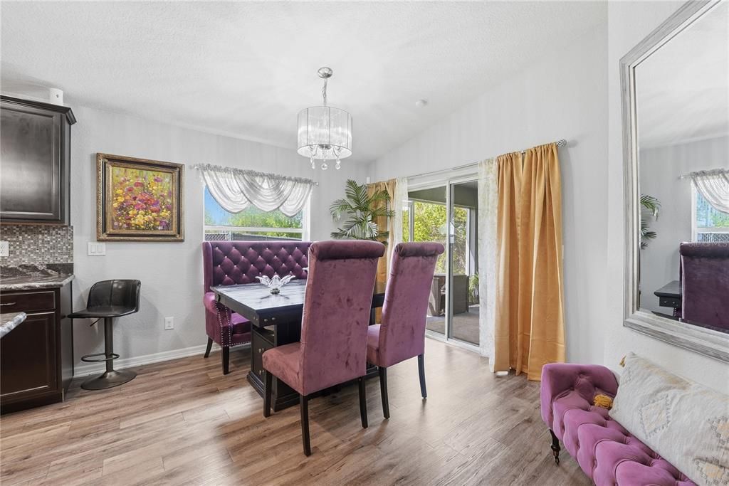 Active With Contract: $400,000 (4 beds, 2 baths, 1723 Square Feet)