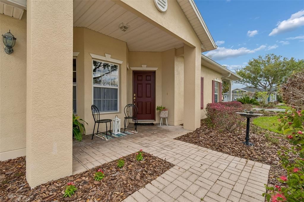 For Sale: $210,000 (2 beds, 2 baths, 1159 Square Feet)