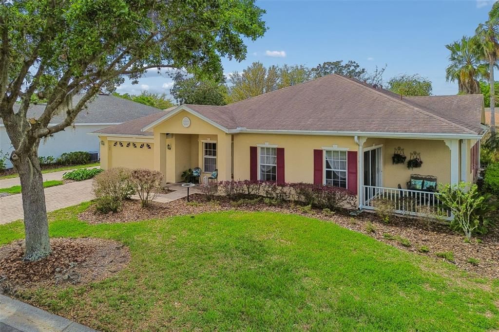 For Sale: $210,000 (2 beds, 2 baths, 1159 Square Feet)