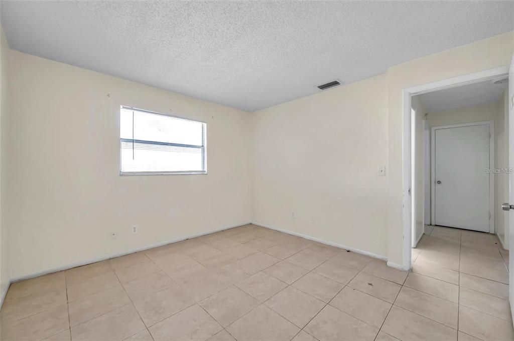 En Venta: $465,000 (4 camas, 0 baños, 1846 Pies cuadrados)