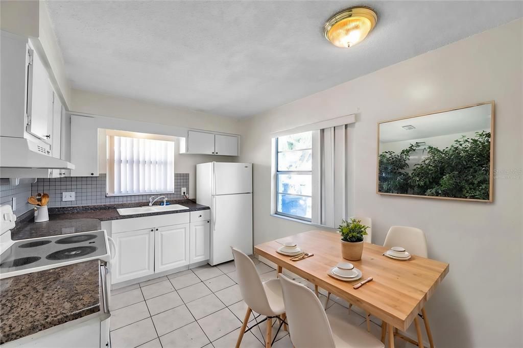 En Venta: $465,000 (4 camas, 0 baños, 1846 Pies cuadrados)