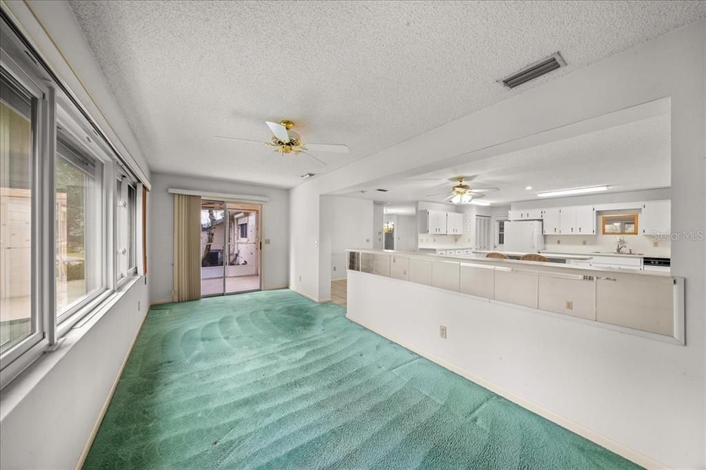Activo con contrato: $150,000 (2 camas, 2 baños, 1748 Pies cuadrados)