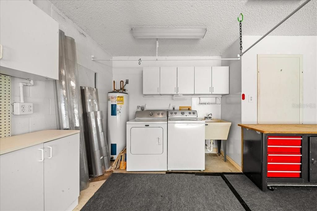 Activo con contrato: $150,000 (2 camas, 2 baños, 1748 Pies cuadrados)