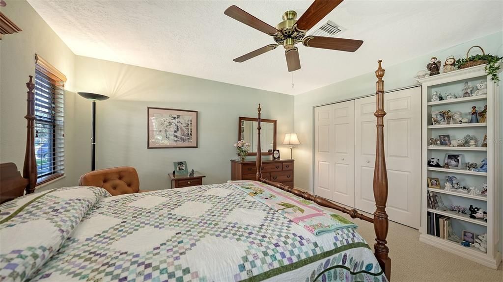 Activo con contrato: $499,500 (3 camas, 2 baños, 2266 Pies cuadrados)